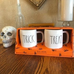 Rae Dunn Halloween TRICK TREAT Mug Set